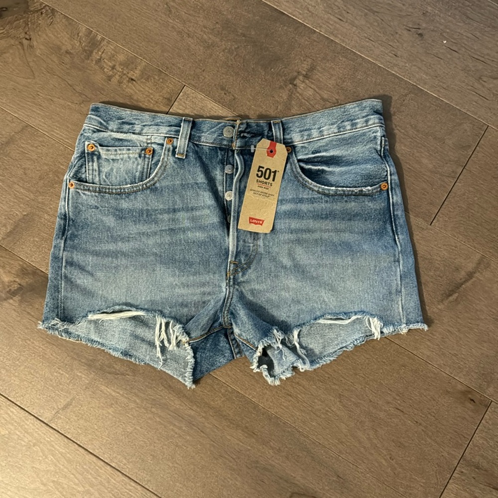 Women’s Levi’s 501 jeans shorts